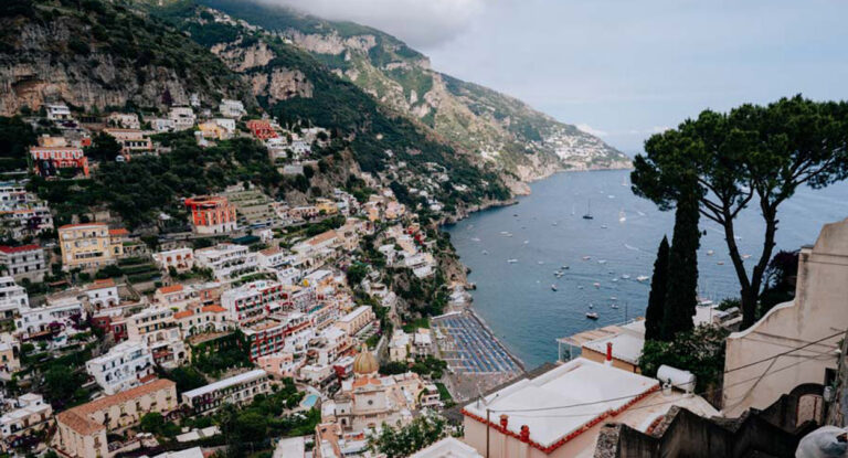 Amalfi Kıyıları'nda nerede kalınır