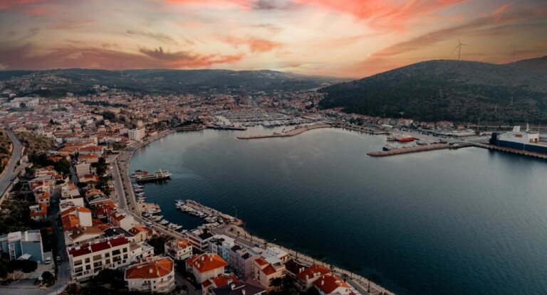 ÇEŞME’DE NEREDE KALINIR? BÖLGE BÖLGE KONAKLAMA REHBERİ Çeşme'de nerede kalınır?